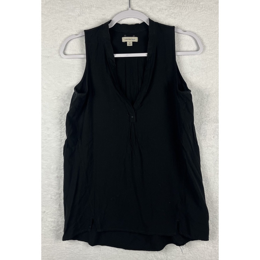 Calvin Klein Jeans Womens Small Black Sleeveless V-Neck Pleated Henley Tank Top